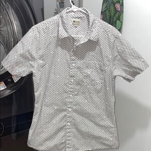Haggar White Casual Button Down Shirt with shark Pattern